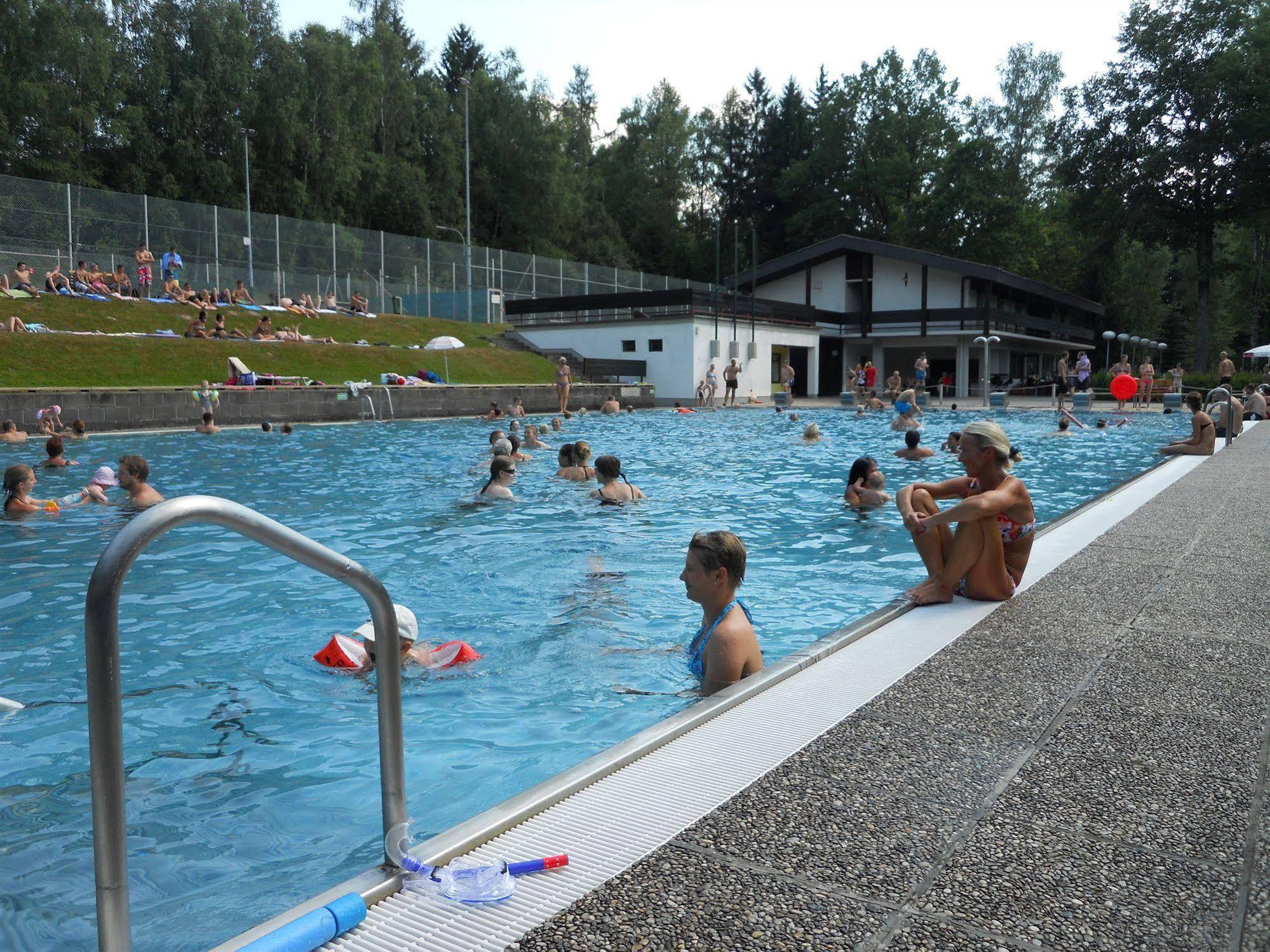 Hotel Theater- Und Feriendorf Koenigsleitn Gmbh Litschau Zewnętrze zdjęcie